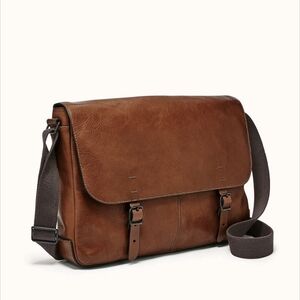Fossil Brown Leather Messenger Bag with Adjustable Strap